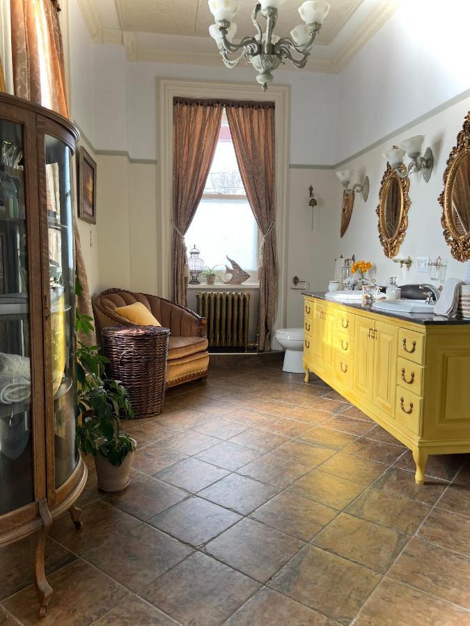 Bed and Breakfast La Demeure du Capitaine à Neuville Extérieur photo
